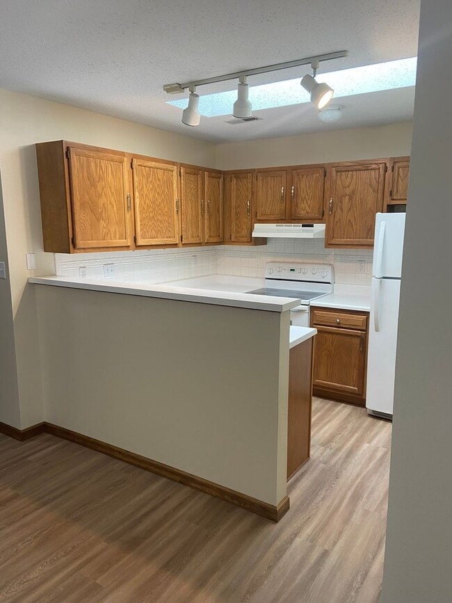 Building Photo - 2 Bed 1 Bath home in Valley Park, MO 63088...