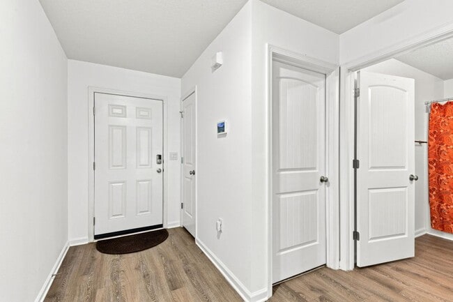 Building Photo - 3284 Chapelwood Dr