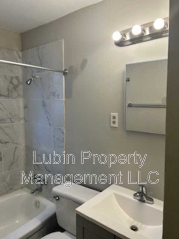 Foto del edificio - 1435 Court Ave