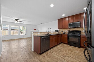 Building Photo - 9931 Chimney Swift Ln