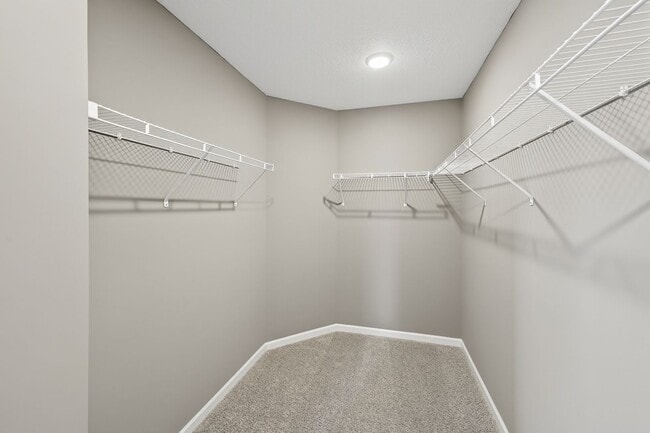 Foto del edificio - Grandview END UNIT townhome plan in Corcoran’s Hope Meadows community—a brand-new townhome develo...