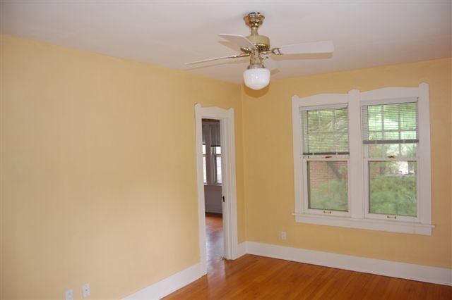 Building Photo - 1108 S Busey Ave