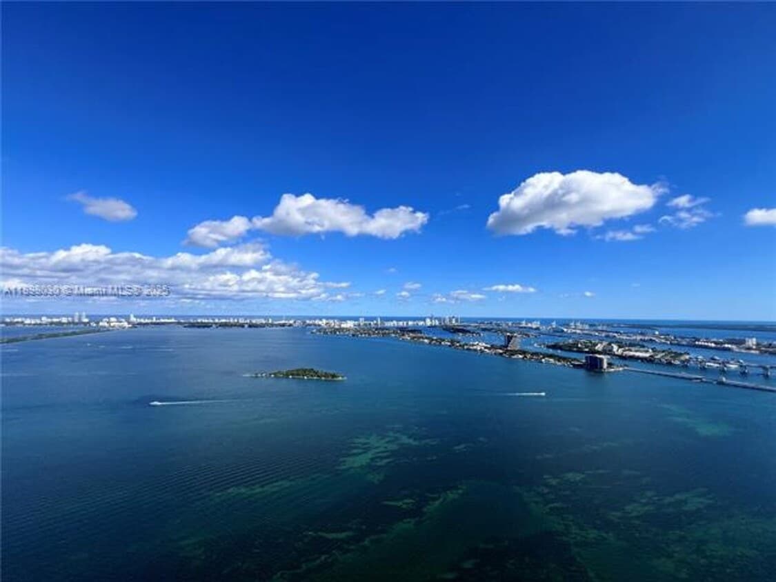 Photo - 700 NE 24th St unit 5107 (A11898030)