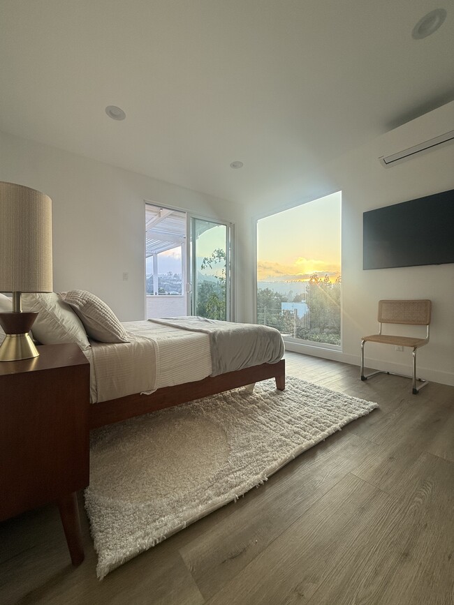 Foto del edificio - 3525 Berry Dr