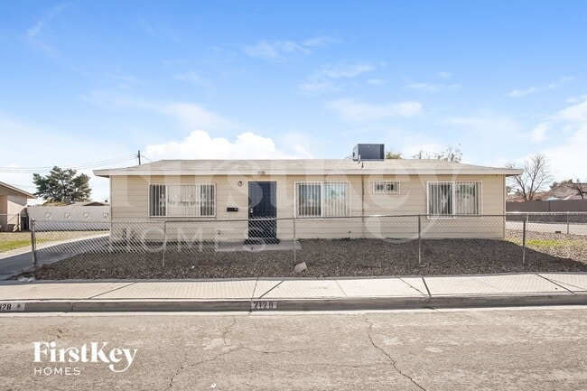 Building Photo - 2128 Carver Ave