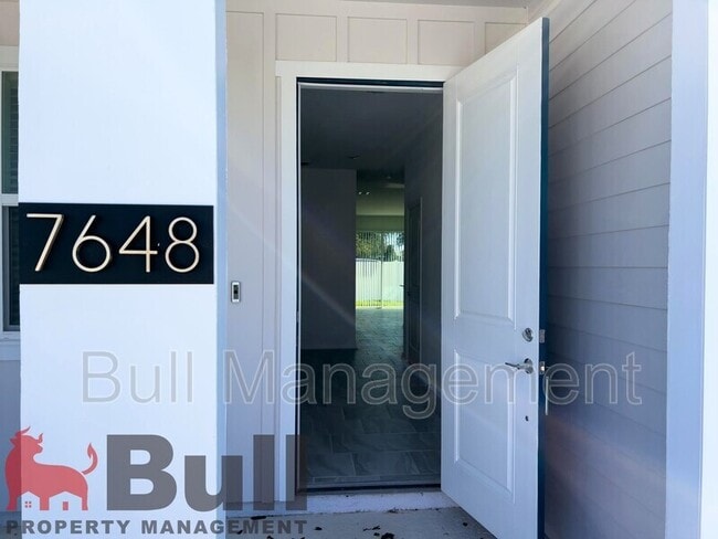 Building Photo - 7503 Atlantis Way