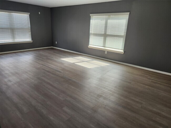 Foto del edificio - 26611 Wilderye Cv Ln