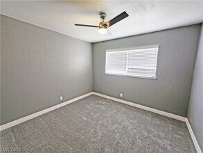 Building Photo - 5409 Mountain View Dr