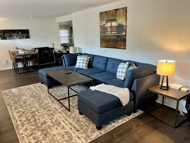 Foto del edificio - 325 S 2nd St