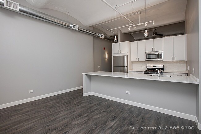 Building Photo - Library Lofts Apt #108 - South Loop