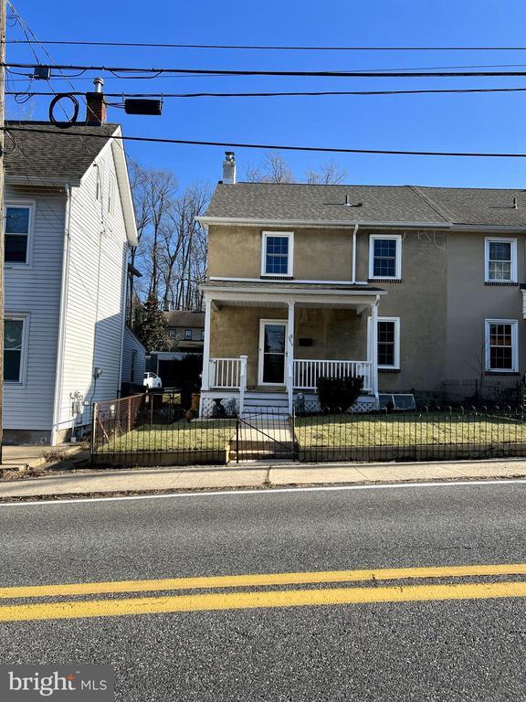 Foto principal - 1918 Rising Sun Ln