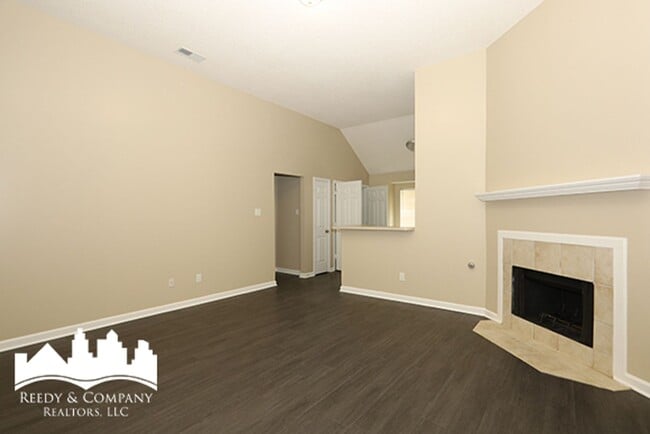 Foto del edificio - Modern Home with Master Bathroom