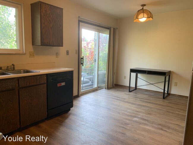 Building Photo - 4 br, 2 bath House - 2143 Ryeland Lane