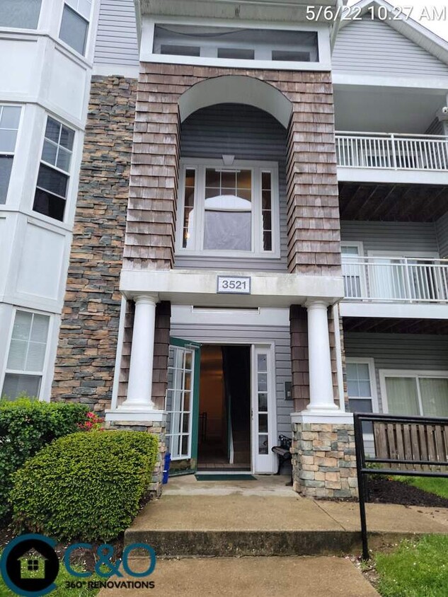 Building Photo - AVAILABLE NOW! - 3521 Piney Woods Place ap...