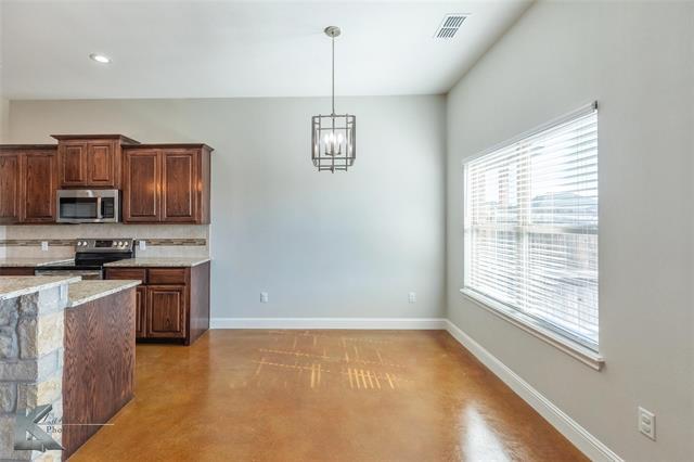 Building Photo - 7385 Southern Belle Cir