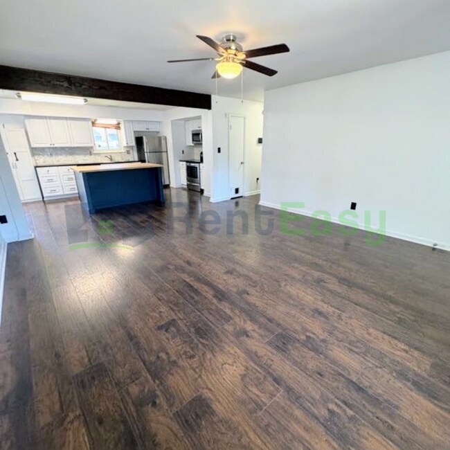 Building Photo - 4225 Grove Ct