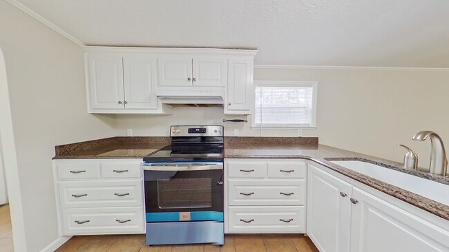 Foto del edificio - Edgefield Gem!