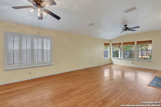 Foto del edificio - 3 Bedroom/2 Bathroom Home in the Helotes C...