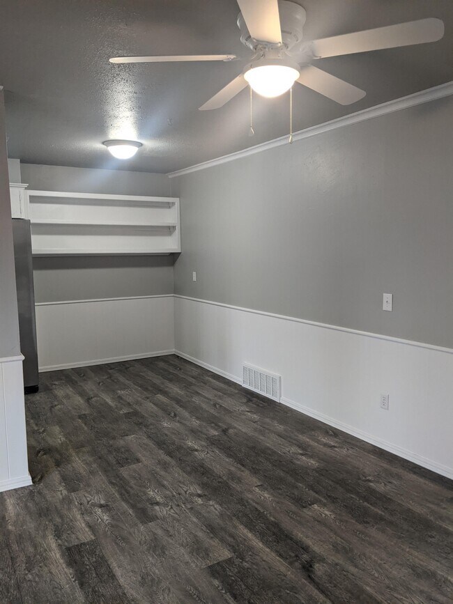 Foto del edificio - 700 NW 90th St