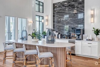Building Photo - Tapestry Palmera