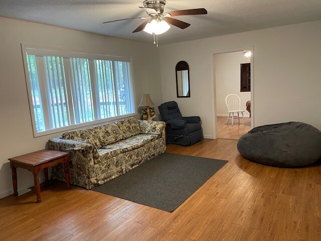 Foto del edificio - 316 Greene 507 County Rd