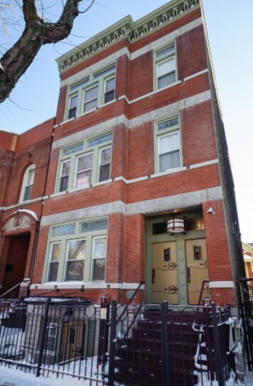 Building Photo - 2155 W Potomac Ave