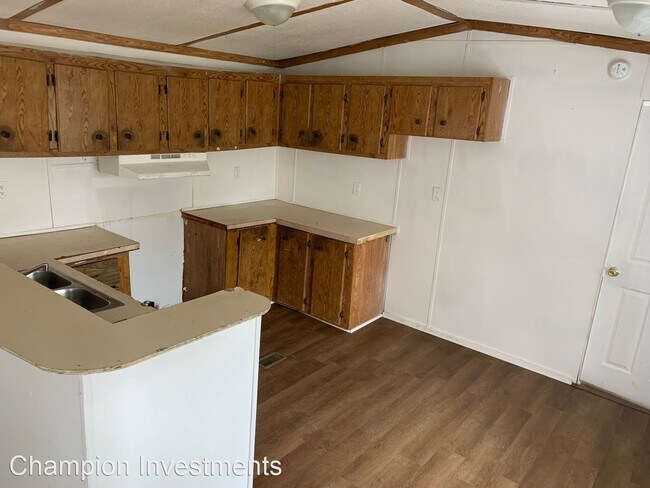 Foto del edificio - 3 br, 2 bath House - 215 Ridgeway Drive