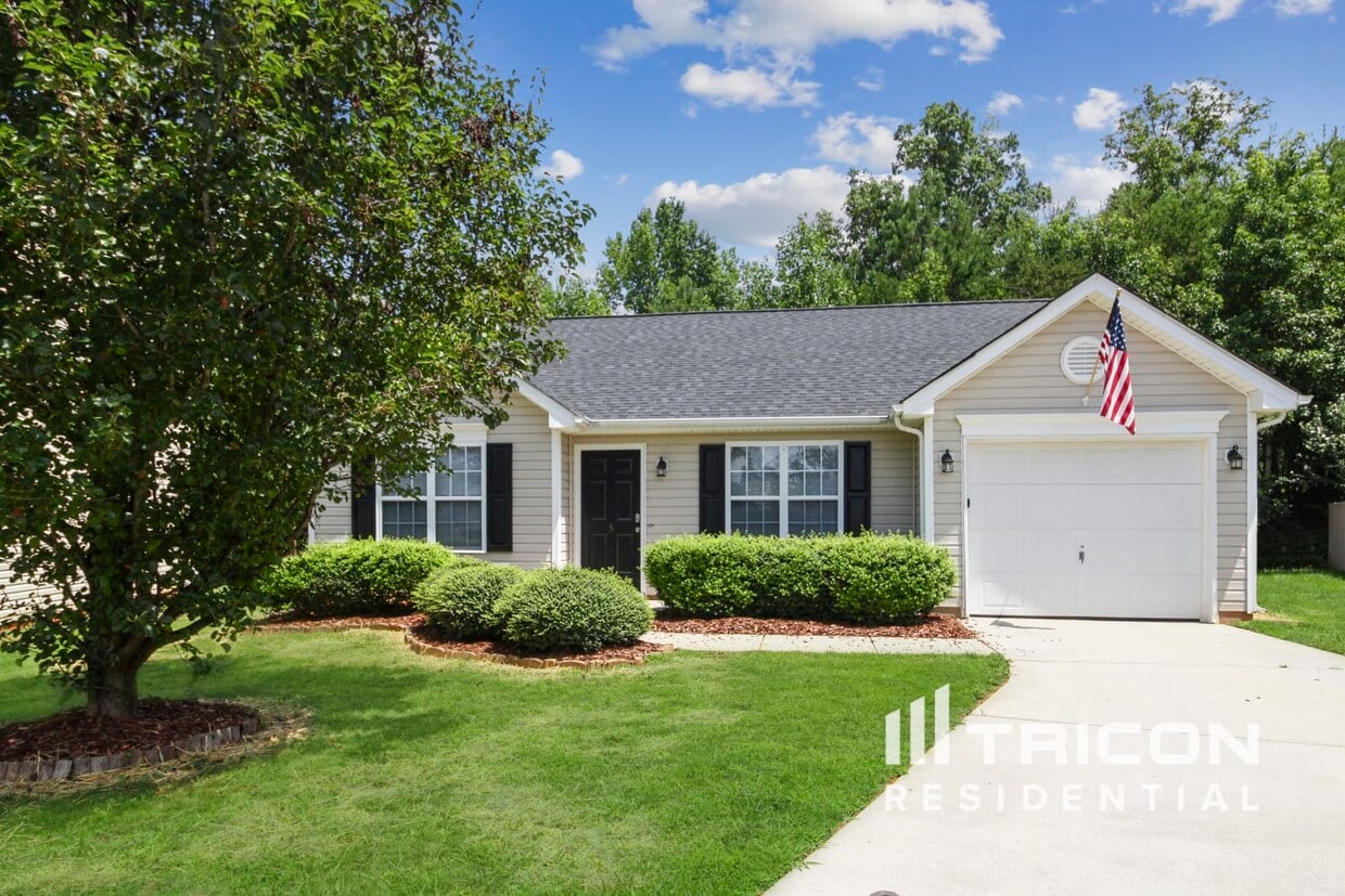 Primary Photo - 5 Arbor Spring Ct