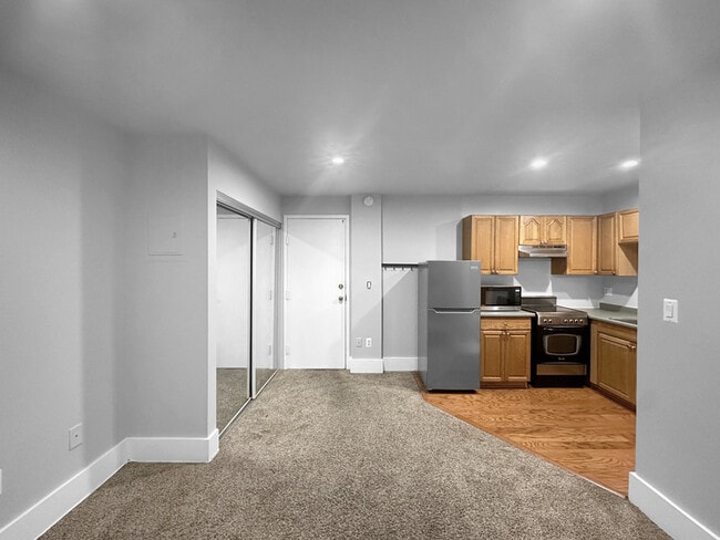 Photo - 1001 St Paul St Apartment