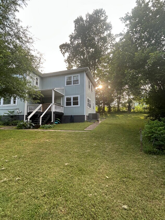 Foto principal - 111 Hoyt Ln