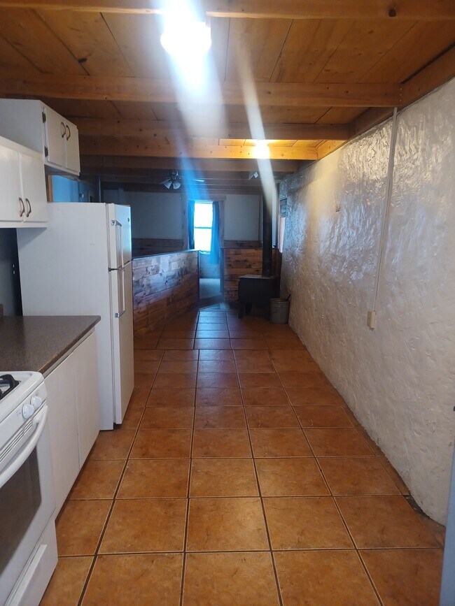 Building Photo - 309 Sunnyside Ln