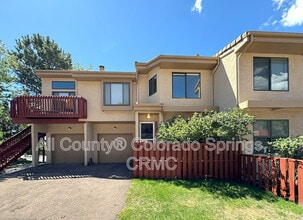 Building Photo - 2027 Bristlecone Dr