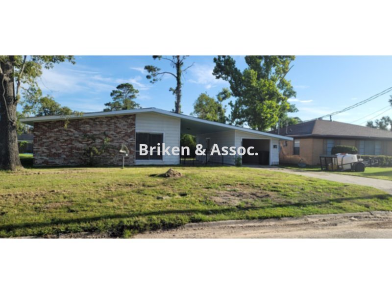 Primary Photo - 1321 N Elton Ct