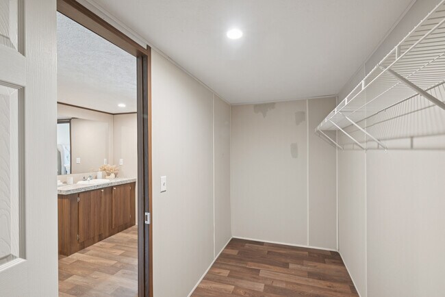 Foto del edificio - Fannin Meadows