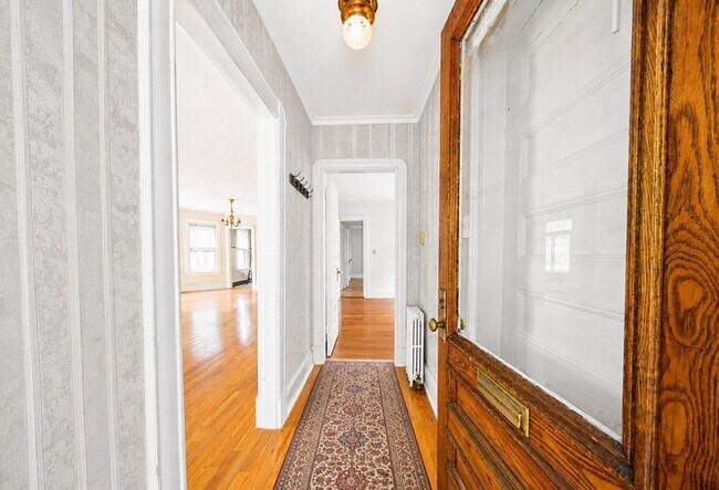 Foto del edificio - 332 Forest Park Ave