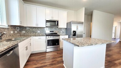 Building Photo - 23839 Wimble Dr