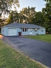 Building Photo - 9521 McCauly Rd