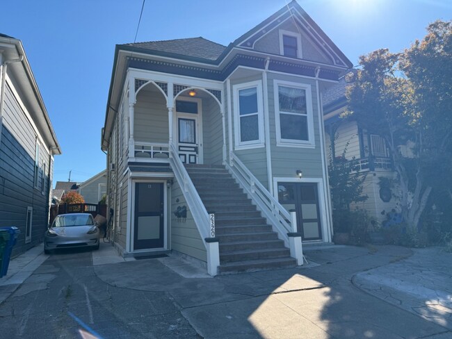 Building Photo - 2320 Eagle Ave