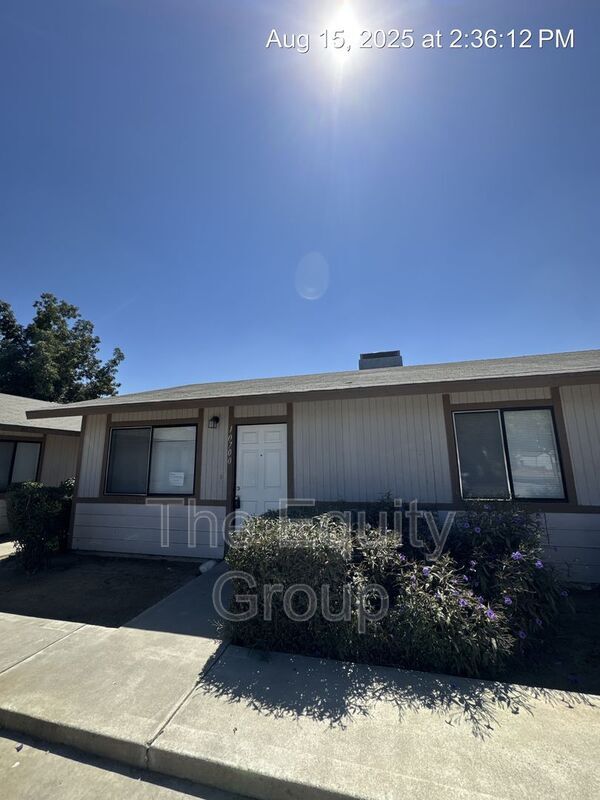 Building Photo - 10700 Railroad Ave
