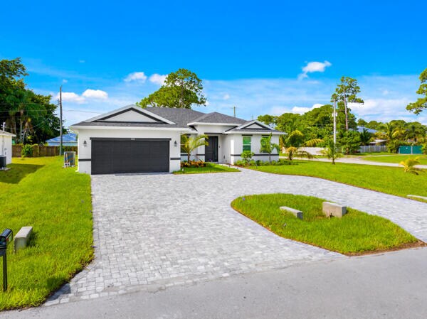 Building Photo - 1400 SW Century Ave