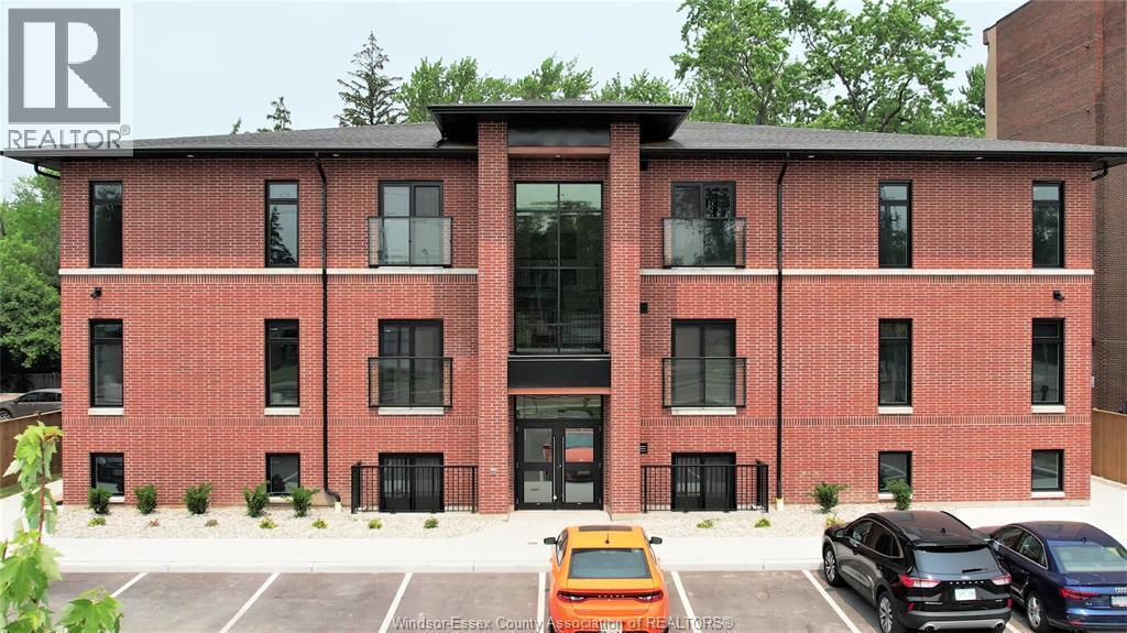 Photo principale - 6550 Wyandotte St E