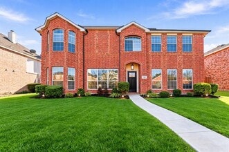 Building Photo - 613 Norwood Dr