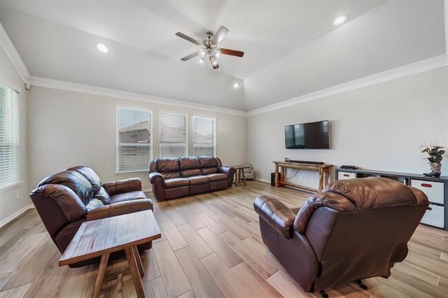 Building Photo - 32646 Timber Point Dr