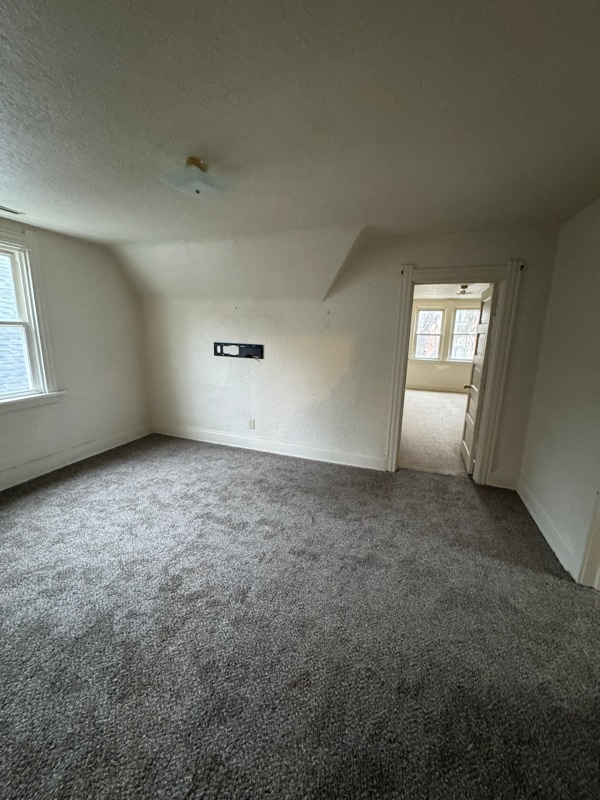 Foto del edificio - 240 Dexter St