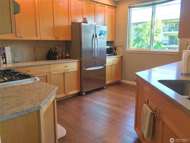 Foto del edificio - 2bd/2ba Kirkland Condo
