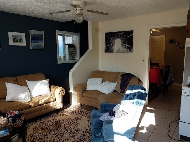 Living Room - 5323 Noyes Ave
