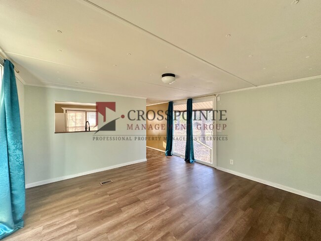 Foto del edificio - Coming Soon! Charming Country Retreat at the End of a Quiet Road