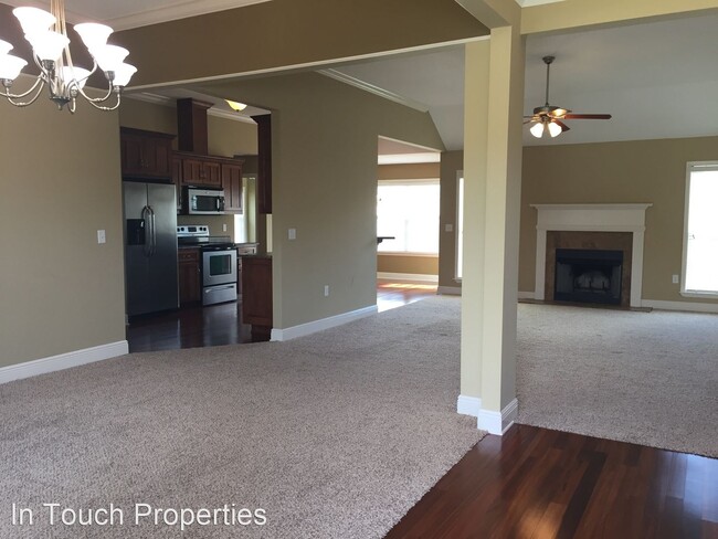 Building Photo - 3 br, 2 bath House - 5200 Newman Drive