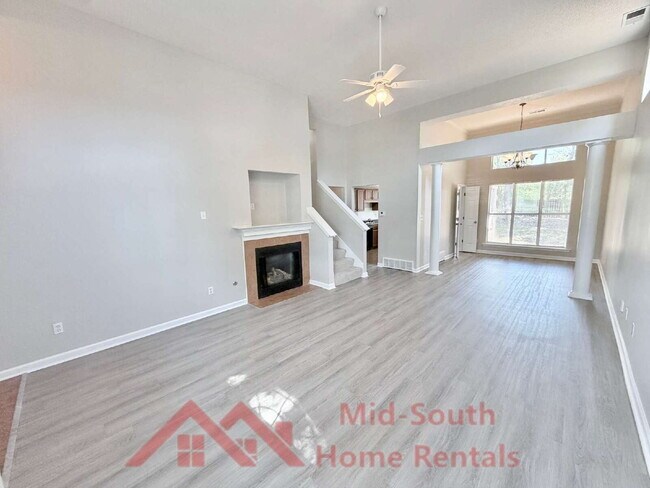 Building Photo - 11236 Wolf Woods Dr