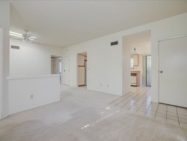 Foto del edificio - Near the Rillito Walk Path - 3 Bed, 2 Bath with Community Pool!